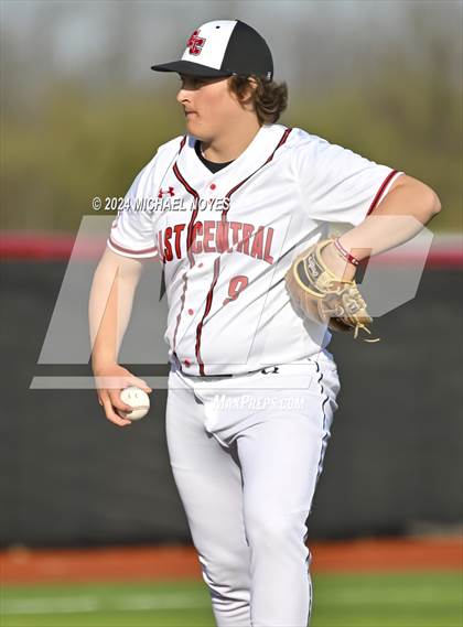 Thumbnail 3 in Shelbyville @ East Central photogallery.