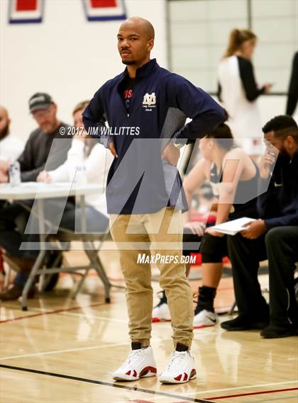Thumbnail 3 in Desert Vista vs. Cactus Shadows (Lady Titan Winter Hoops Classic) photogallery.