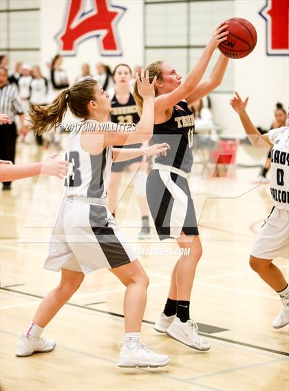 Thumbnail 2 in Desert Vista vs. Cactus Shadows (Lady Titan Winter Hoops Classic) photogallery.