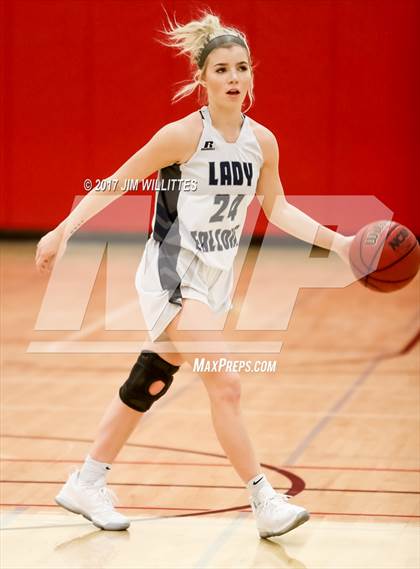 Thumbnail 2 in Desert Vista vs. Cactus Shadows (Lady Titan Winter Hoops Classic) photogallery.