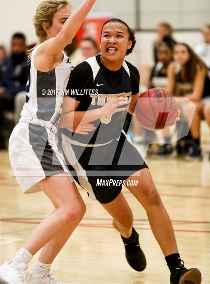 Thumbnail 2 in Desert Vista vs. Cactus Shadows (Lady Titan Winter Hoops Classic) photogallery.