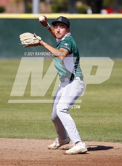 Thumbnail 3 in Reedley @ Sanger photogallery.