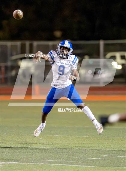 Thumbnail 1 in Mountain House vs Roseville (CIF SJS D3 Playoff) photogallery.