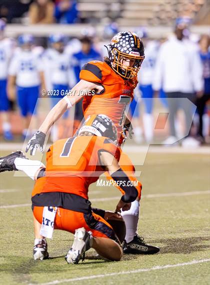 Thumbnail 3 in Mountain House vs Roseville (CIF SJS D3 Playoff) photogallery.