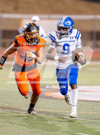 Thumbnail 2 in Mountain House vs Roseville (CIF SJS D3 Playoff) photogallery.