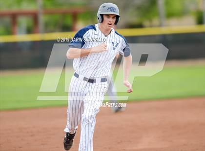 Thumbnail 3 in Piedra Vista vs. Carl Albert (Coach Bob Invitational) photogallery.