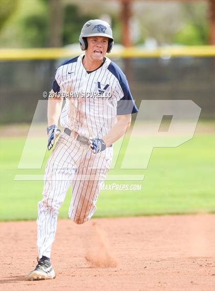 Thumbnail 3 in Piedra Vista vs. Carl Albert (Coach Bob Invitational) photogallery.