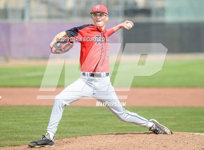 Thumbnail 2 in Piedra Vista vs. Carl Albert (Coach Bob Invitational) photogallery.