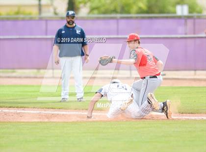 Thumbnail 2 in Piedra Vista vs. Carl Albert (Coach Bob Invitational) photogallery.