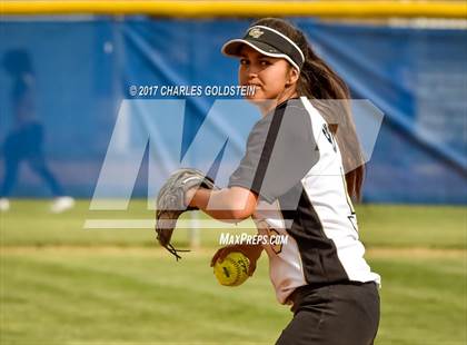Thumbnail 2 in Golden Valley @ Agoura photogallery.
