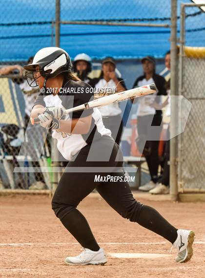 Thumbnail 1 in Golden Valley @ Agoura photogallery.