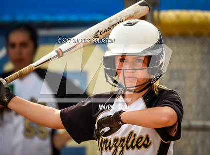 Thumbnail 3 in Golden Valley @ Agoura photogallery.
