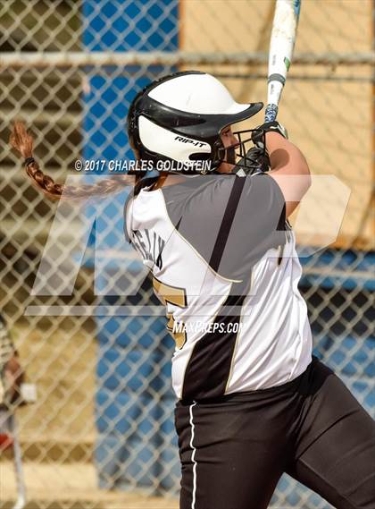 Thumbnail 1 in Golden Valley @ Agoura photogallery.