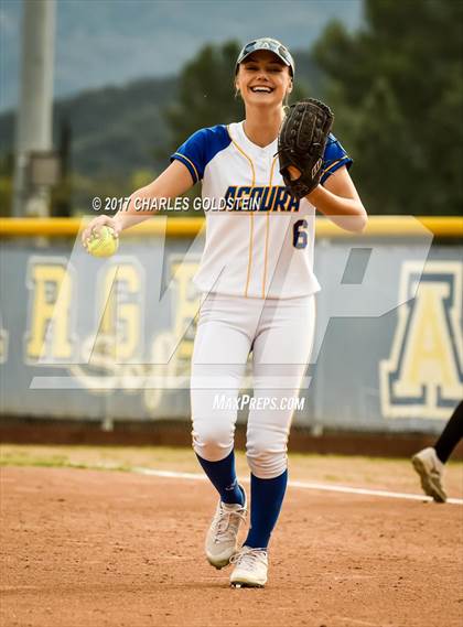 Thumbnail 2 in Golden Valley @ Agoura photogallery.