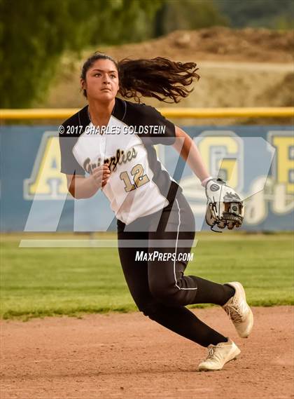 Thumbnail 3 in Golden Valley @ Agoura photogallery.