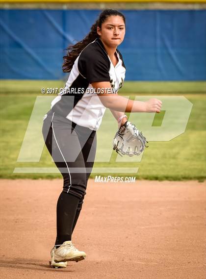 Thumbnail 3 in Golden Valley @ Agoura photogallery.