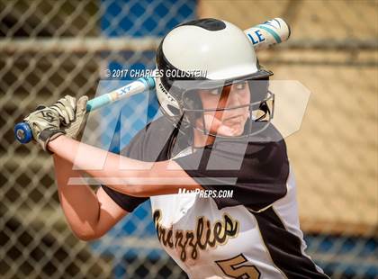 Thumbnail 3 in Golden Valley @ Agoura photogallery.