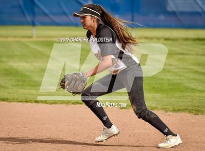 Thumbnail 2 in Golden Valley @ Agoura photogallery.