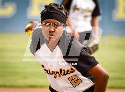 Thumbnail 2 in Golden Valley @ Agoura photogallery.