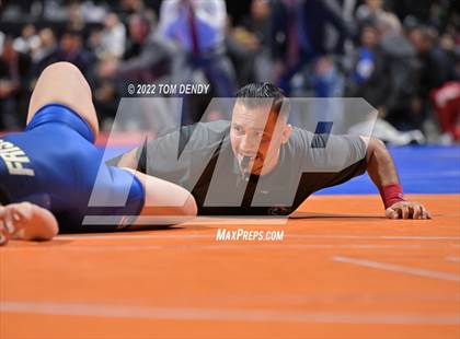 Thumbnail 1 in UIL State Championships - 5A 128lb Final photogallery.