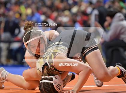 Thumbnail 2 in UIL State Championships - 5A 128lb Final photogallery.