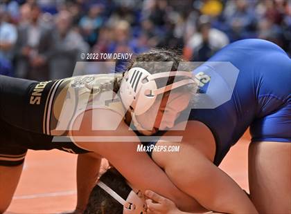 Thumbnail 1 in UIL State Championships - 5A 128lb Final photogallery.