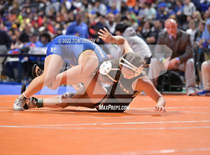 Thumbnail 2 in UIL State Championships - 5A 128lb Final photogallery.