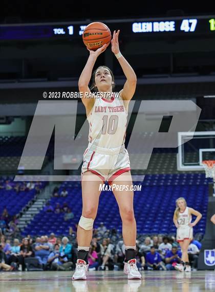 Thumbnail 2 in Glen Rose vs. La Vega (UIL 4A Basketball State Semifinal) photogallery.