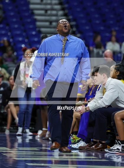 Thumbnail 3 in Glen Rose vs. La Vega (UIL 4A Basketball State Semifinal) photogallery.