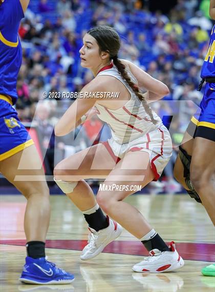 Thumbnail 2 in Glen Rose vs. La Vega (UIL 4A Basketball State Semifinal) photogallery.
