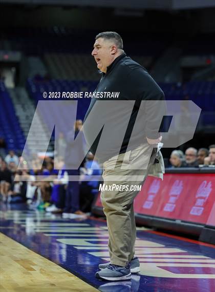Thumbnail 3 in Glen Rose vs. La Vega (UIL 4A Basketball State Semifinal) photogallery.