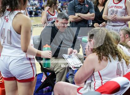 Thumbnail 3 in Glen Rose vs. La Vega (UIL 4A Basketball State Semifinal) photogallery.