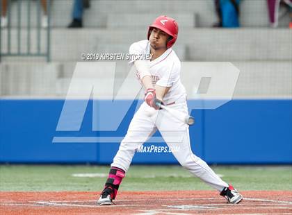 Thumbnail 1 in Simeon vs. Lake View (Chicago Public League Semifinal) photogallery.