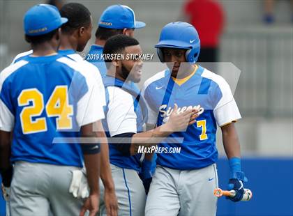 Thumbnail 3 in Simeon vs. Lake View (Chicago Public League Semifinal) photogallery.