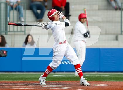 Thumbnail 1 in Simeon vs. Lake View (Chicago Public League Semifinal) photogallery.