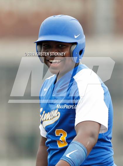 Thumbnail 3 in Simeon vs. Lake View (Chicago Public League Semifinal) photogallery.