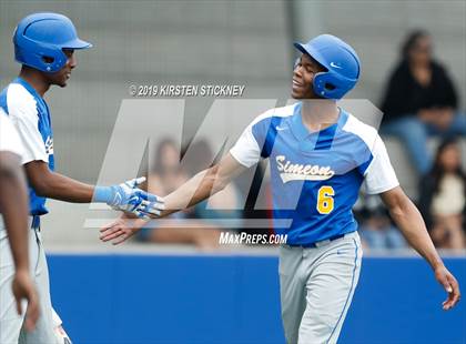 Thumbnail 2 in Simeon vs. Lake View (Chicago Public League Semifinal) photogallery.