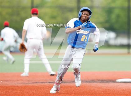 Thumbnail 1 in Simeon vs. Lake View (Chicago Public League Semifinal) photogallery.
