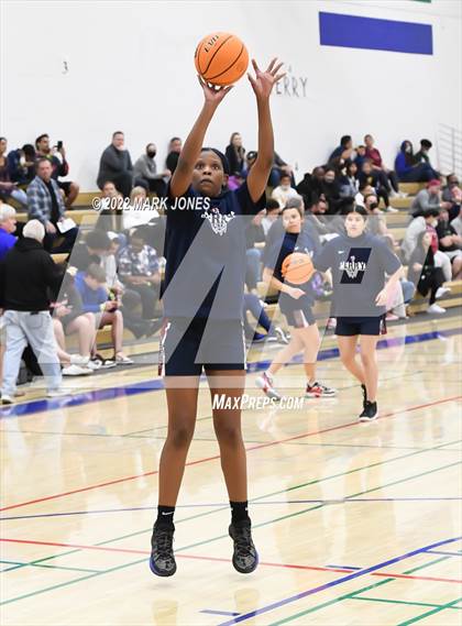 Thumbnail 3 in Perry @ Xavier College Prep (AIA 6A Semifinal)   photogallery.