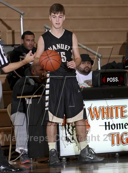 Thumbnail 2 in Saunders vs. Nanuet (Harry Jefferson Showcase) photogallery.