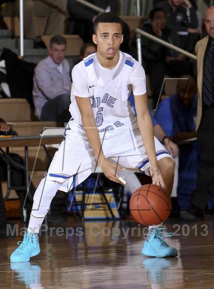 Thumbnail 3 in Saunders vs. Nanuet (Harry Jefferson Showcase) photogallery.