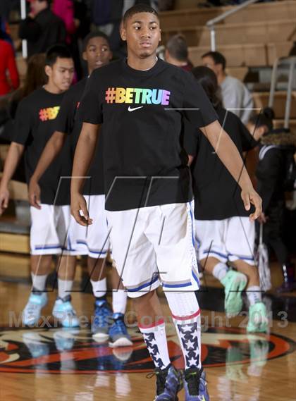 Thumbnail 3 in Saunders vs. Nanuet (Harry Jefferson Showcase) photogallery.