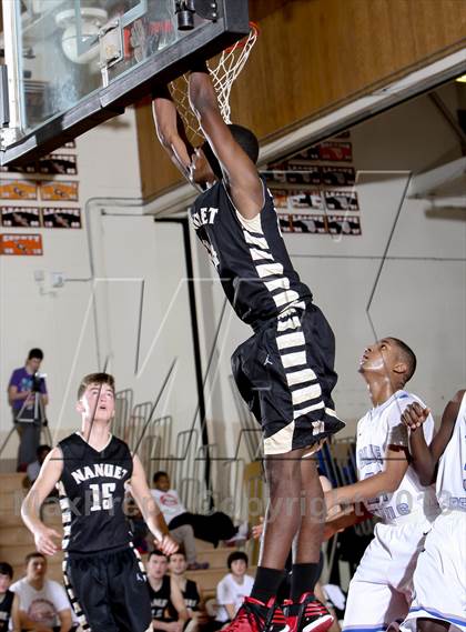 Thumbnail 3 in Saunders vs. Nanuet (Harry Jefferson Showcase) photogallery.