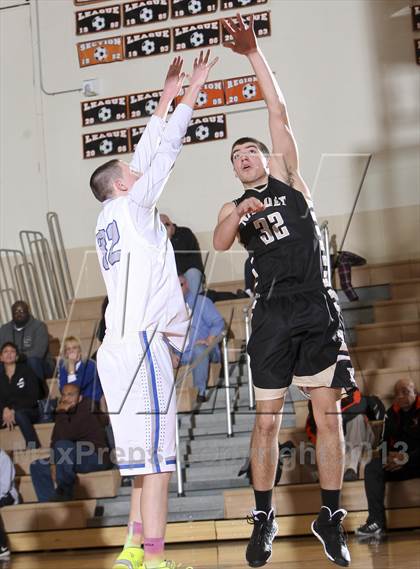 Thumbnail 3 in Saunders vs. Nanuet (Harry Jefferson Showcase) photogallery.