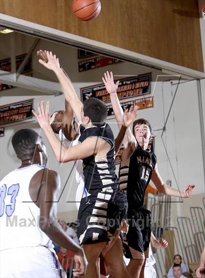 Thumbnail 3 in Saunders vs. Nanuet (Harry Jefferson Showcase) photogallery.