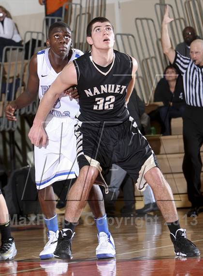 Thumbnail 1 in Saunders vs. Nanuet (Harry Jefferson Showcase) photogallery.