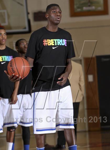 Thumbnail 2 in Saunders vs. Nanuet (Harry Jefferson Showcase) photogallery.