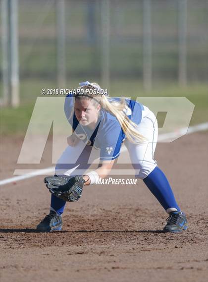 Thumbnail 1 in Clovis vs. Selma photogallery.