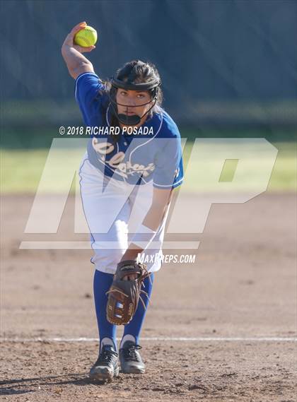 Thumbnail 2 in Clovis vs. Selma photogallery.