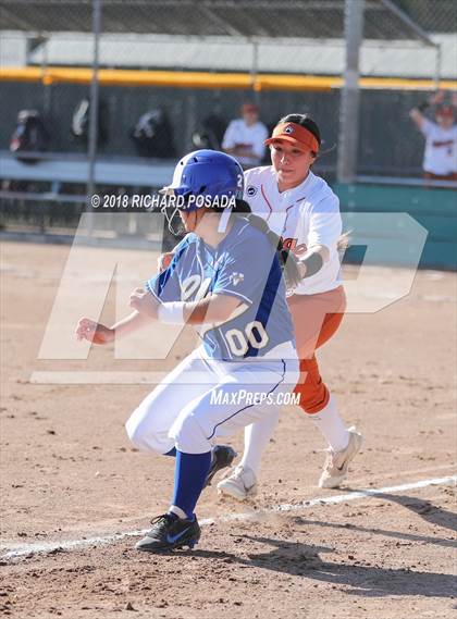 Thumbnail 2 in Clovis vs. Selma photogallery.
